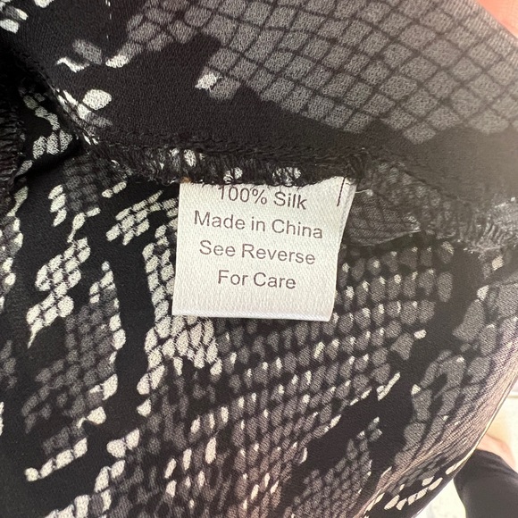 Parker Print Silk Blouse - Picture 7 of 7